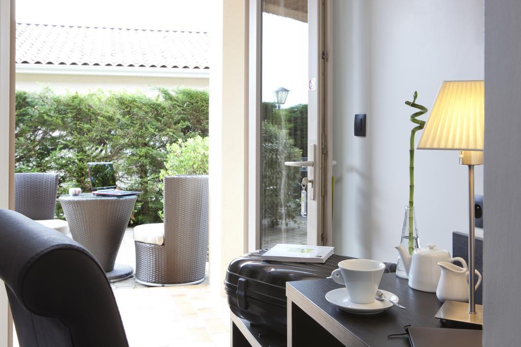 Contact Hotels Les Pierres Dorees Amberieux d'Azergues Ruang foto
