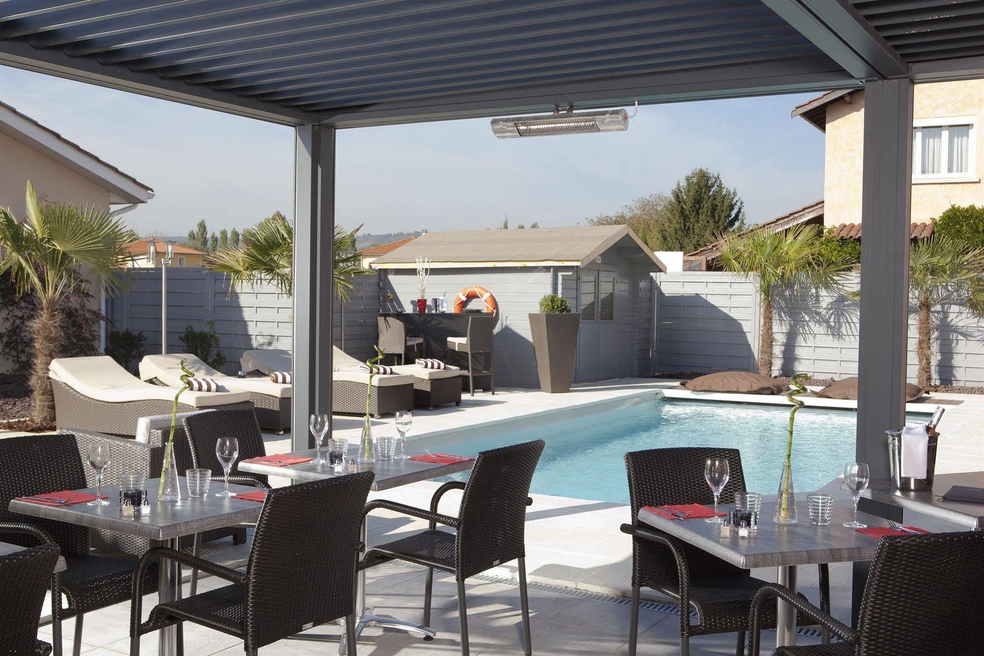 Contact Hotels Les Pierres Dorees Amberieux d'Azergues Bagian luar foto