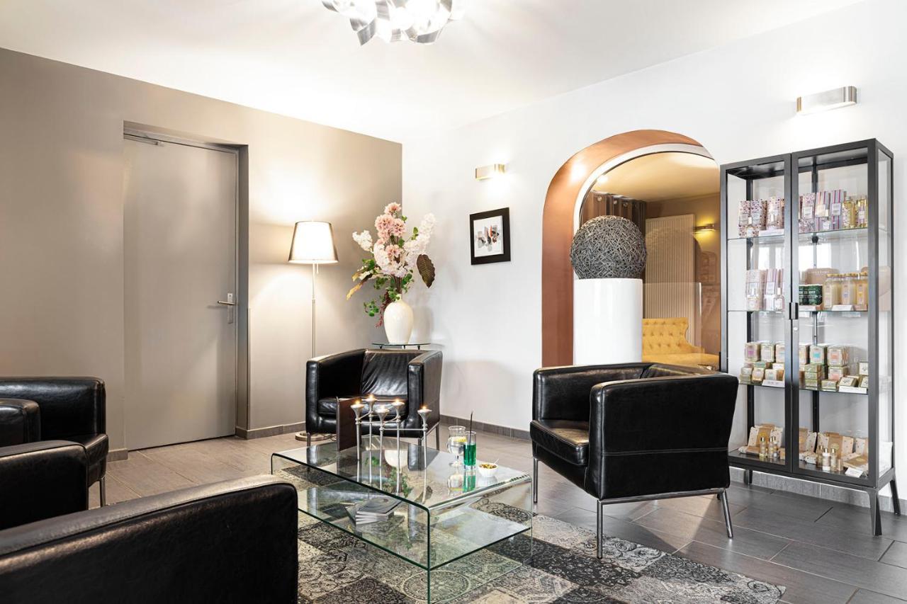 Contact Hotels Les Pierres Dorees Amberieux d'Azergues Bagian luar foto